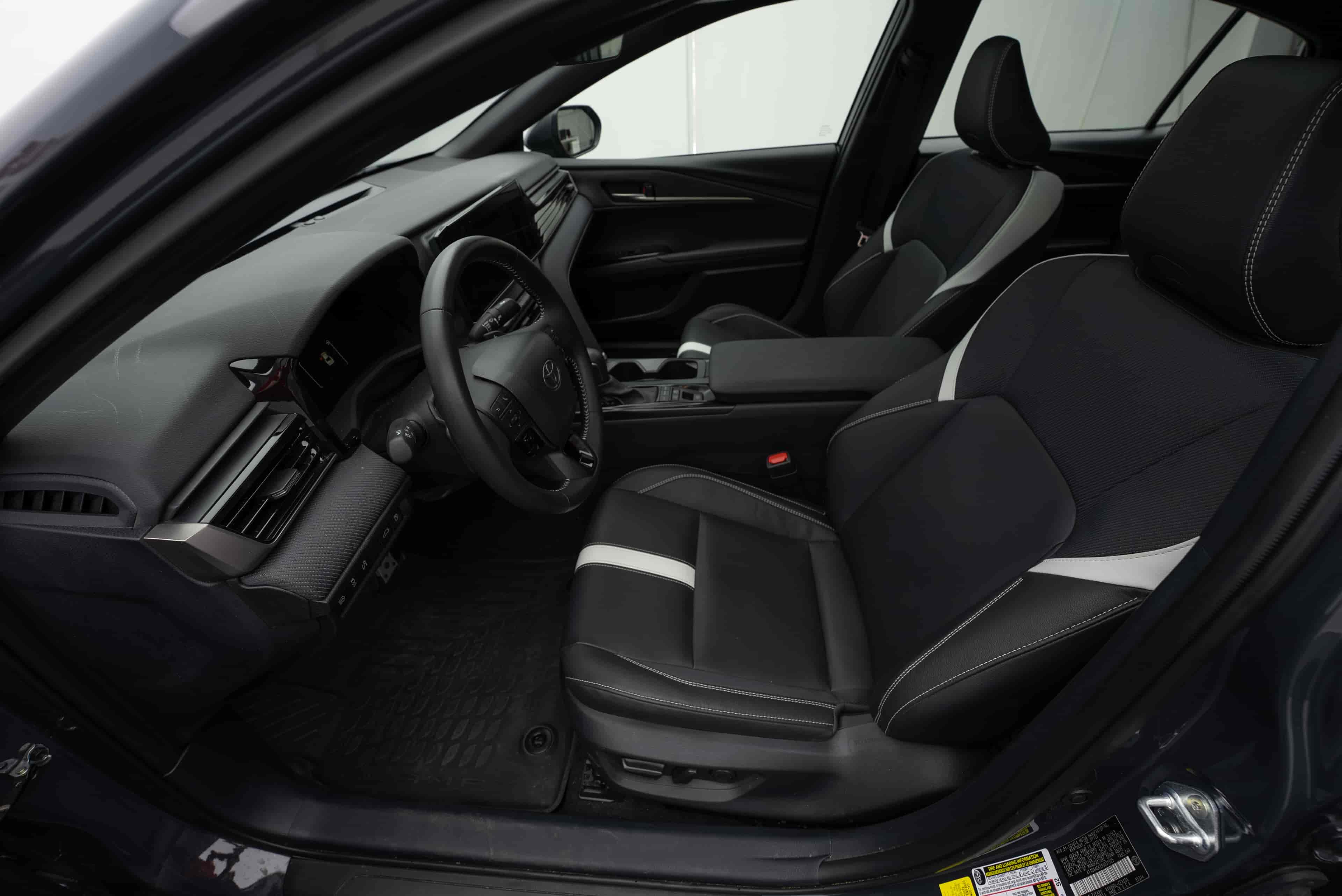 TOYOTA Camry - 10