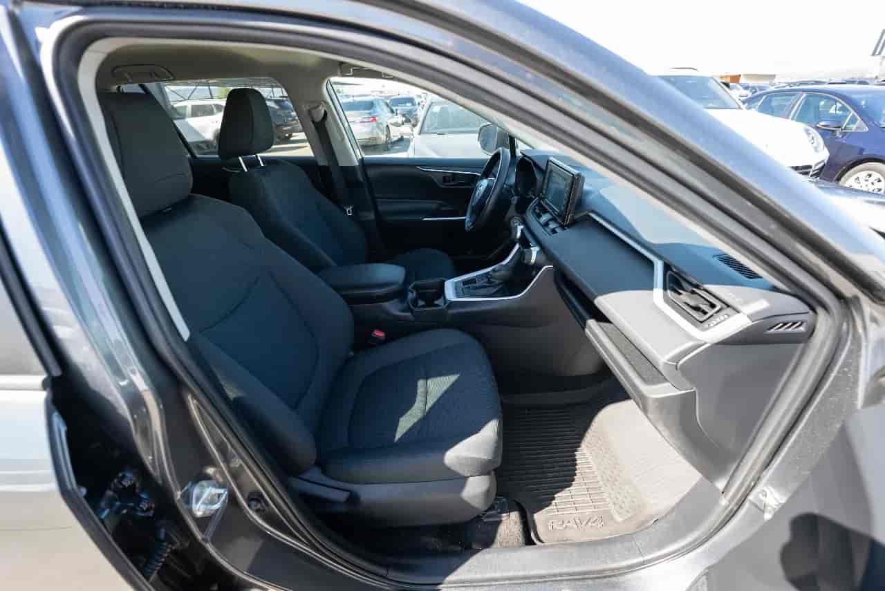 TOYOTA RAV4 - 10