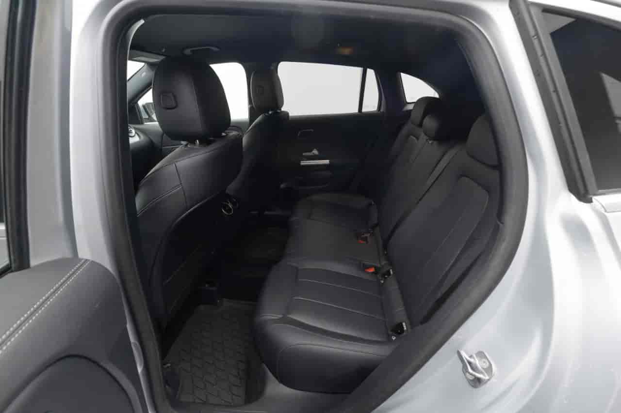 MERCEDES-BENZ GLA-Class - 8