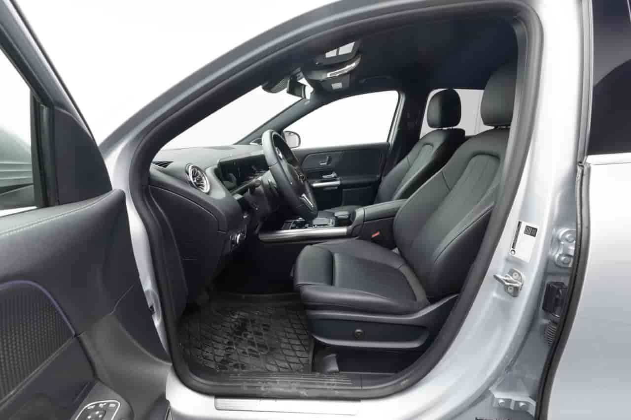 MERCEDES-BENZ GLA-Class - 10