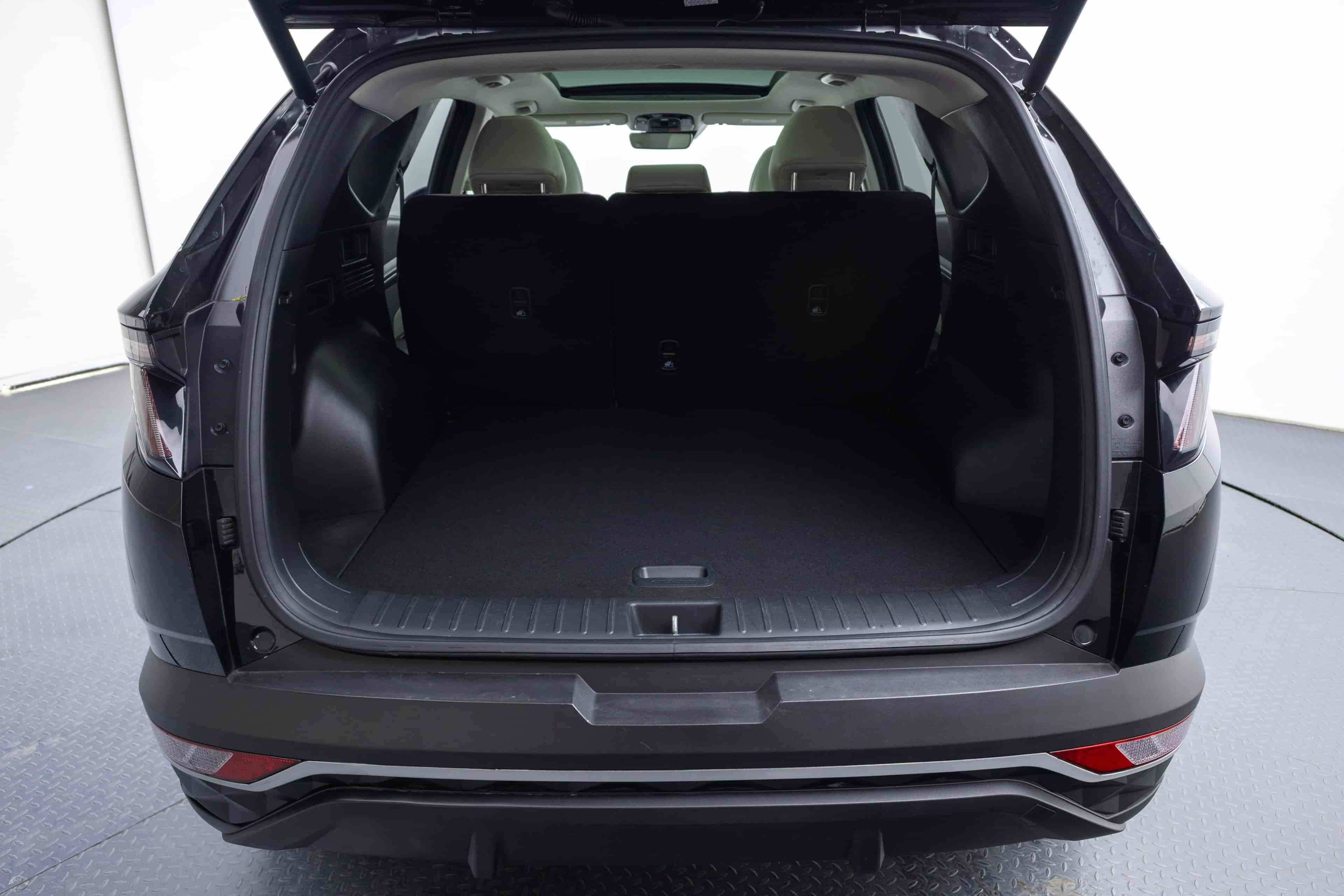 HYUNDAI Tucson - 7