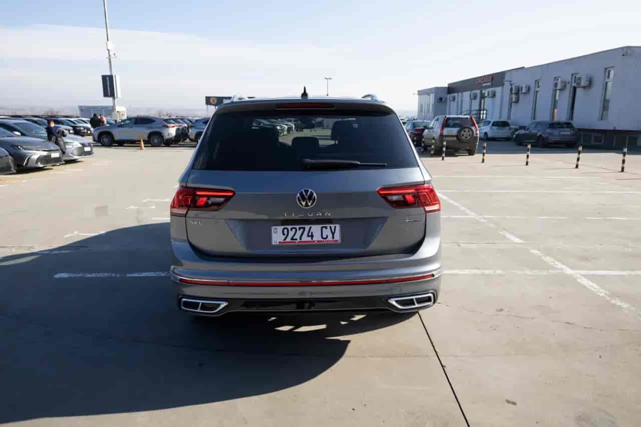 VOLKSWAGEN Tiguan - 5