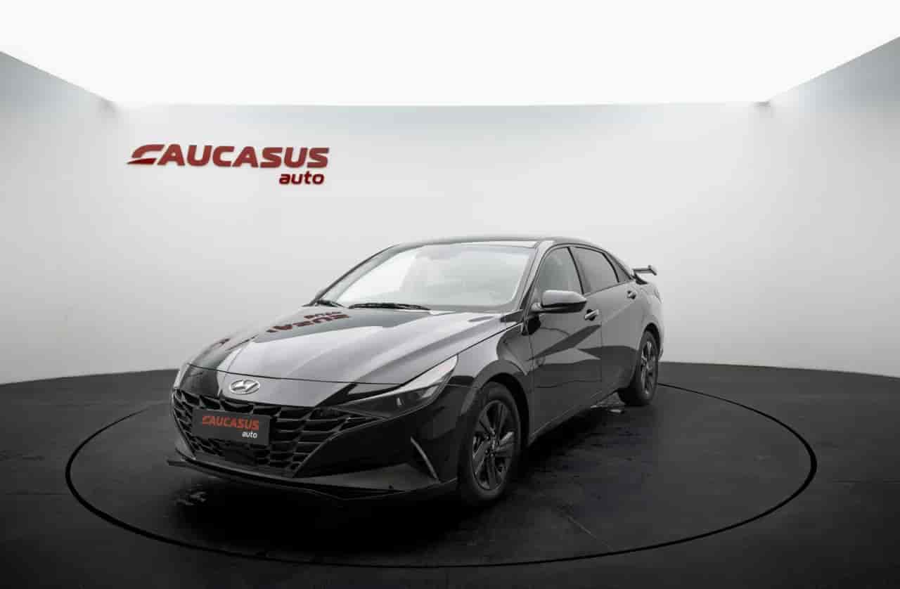 HYUNDAI Elantra - 1
