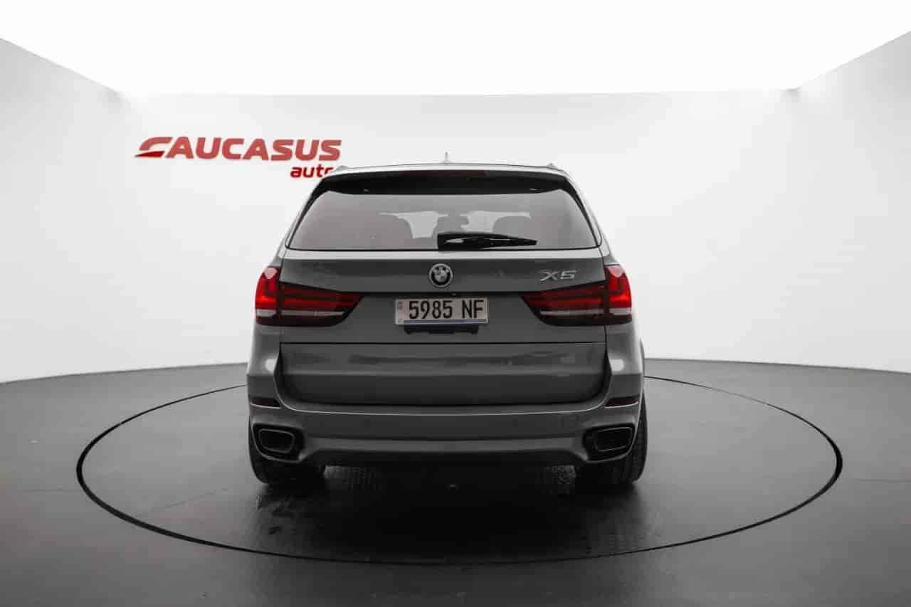 BMW X5 - 5