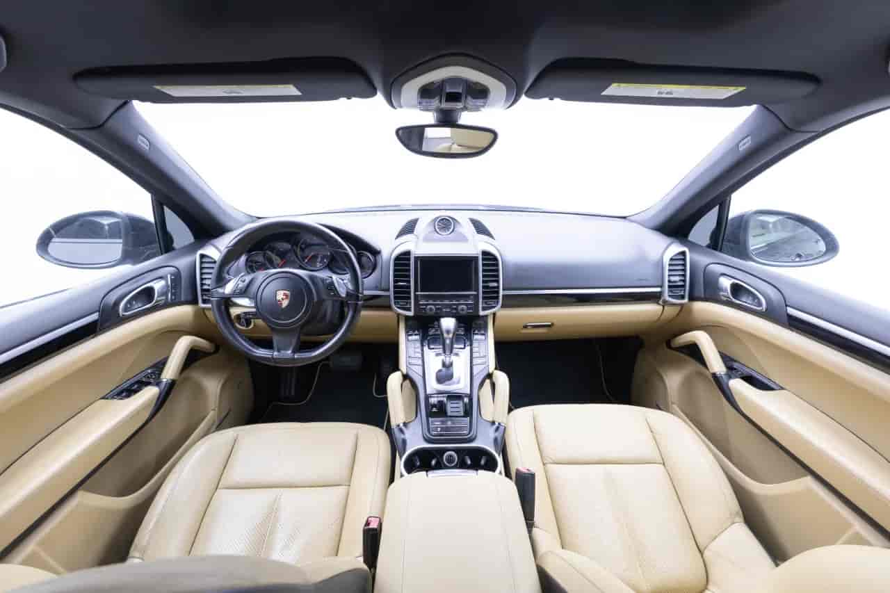 PORSCHE Cayenne - 9