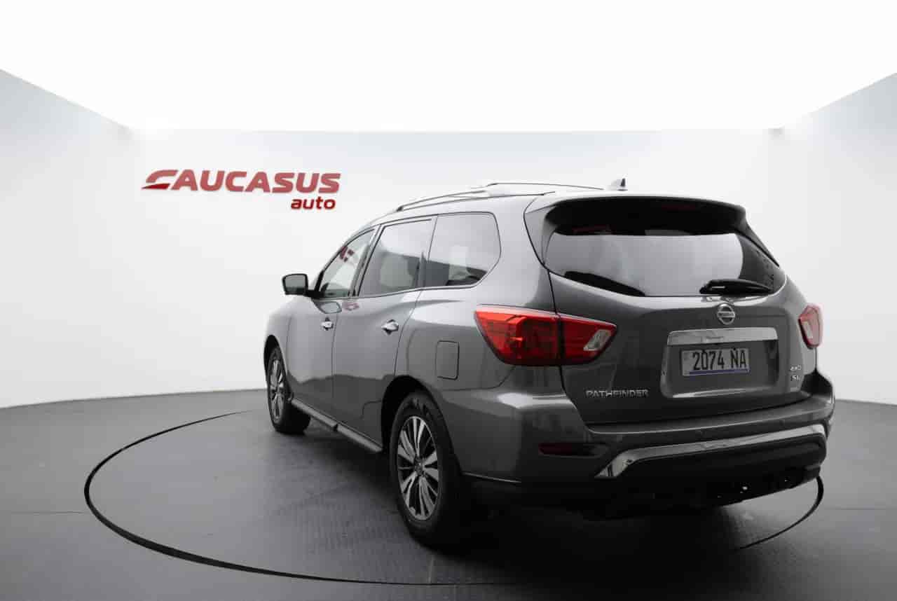 NISSAN Pathfinder - 6