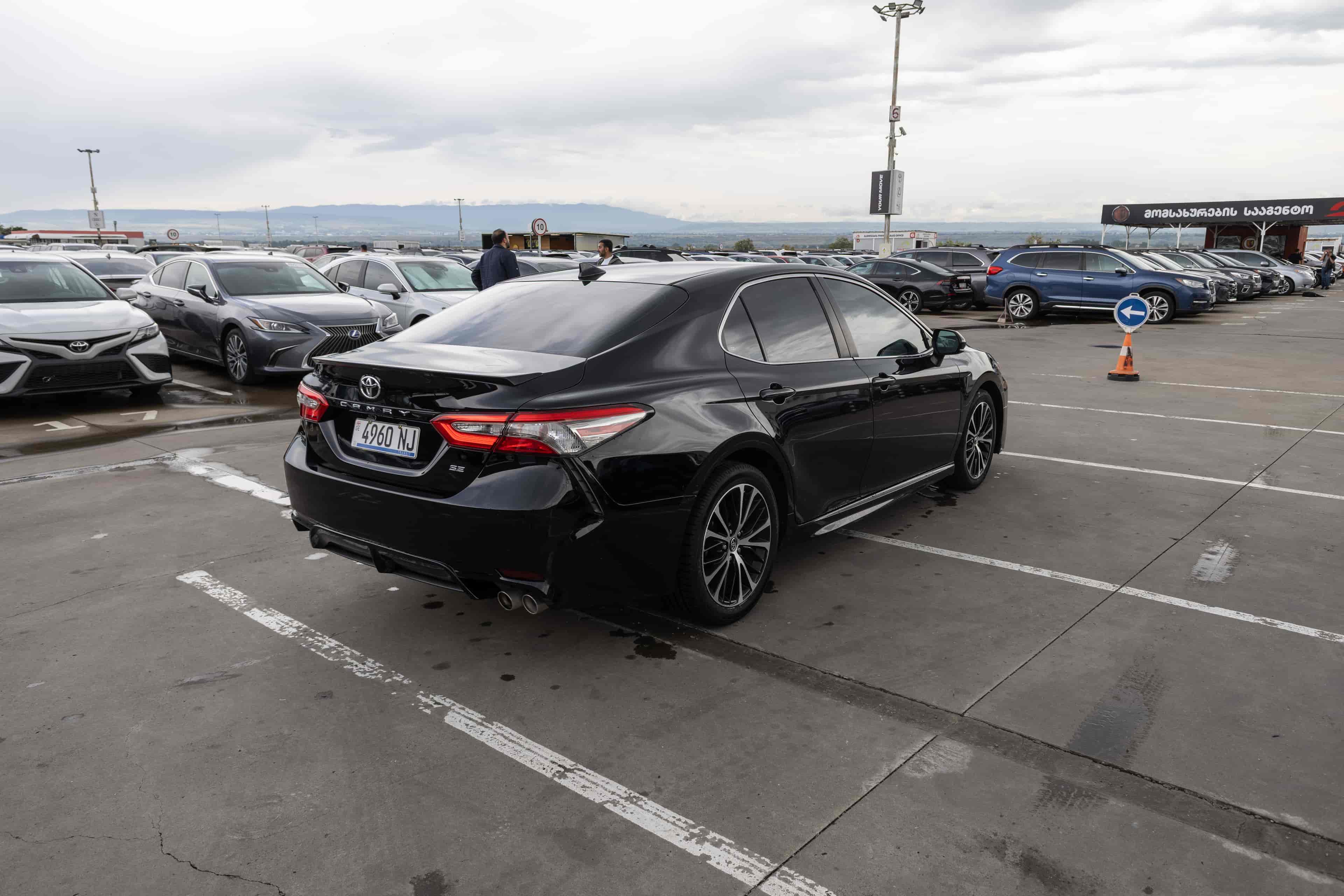 TOYOTA Camry - 4