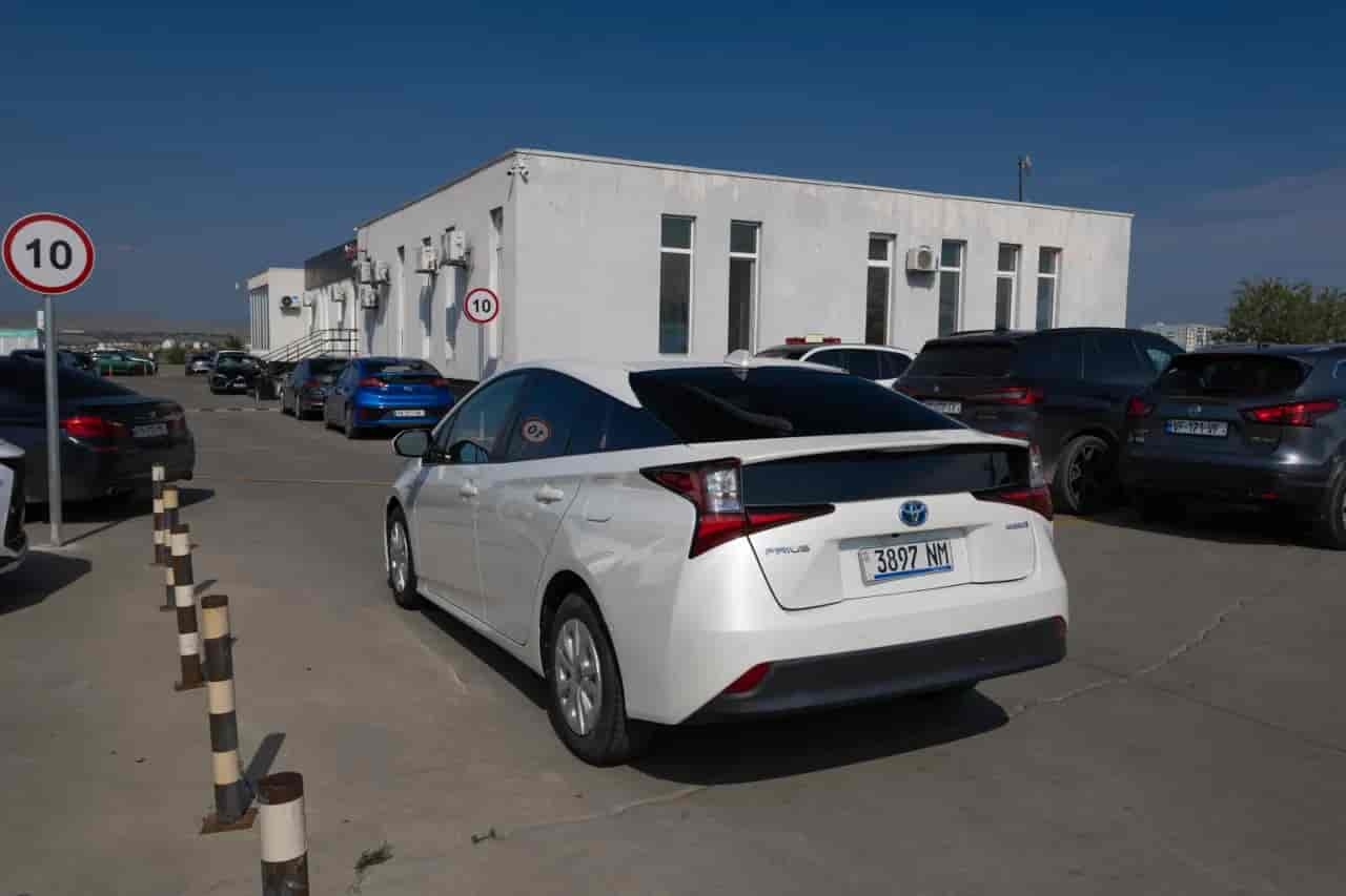 TOYOTA Prius - 6