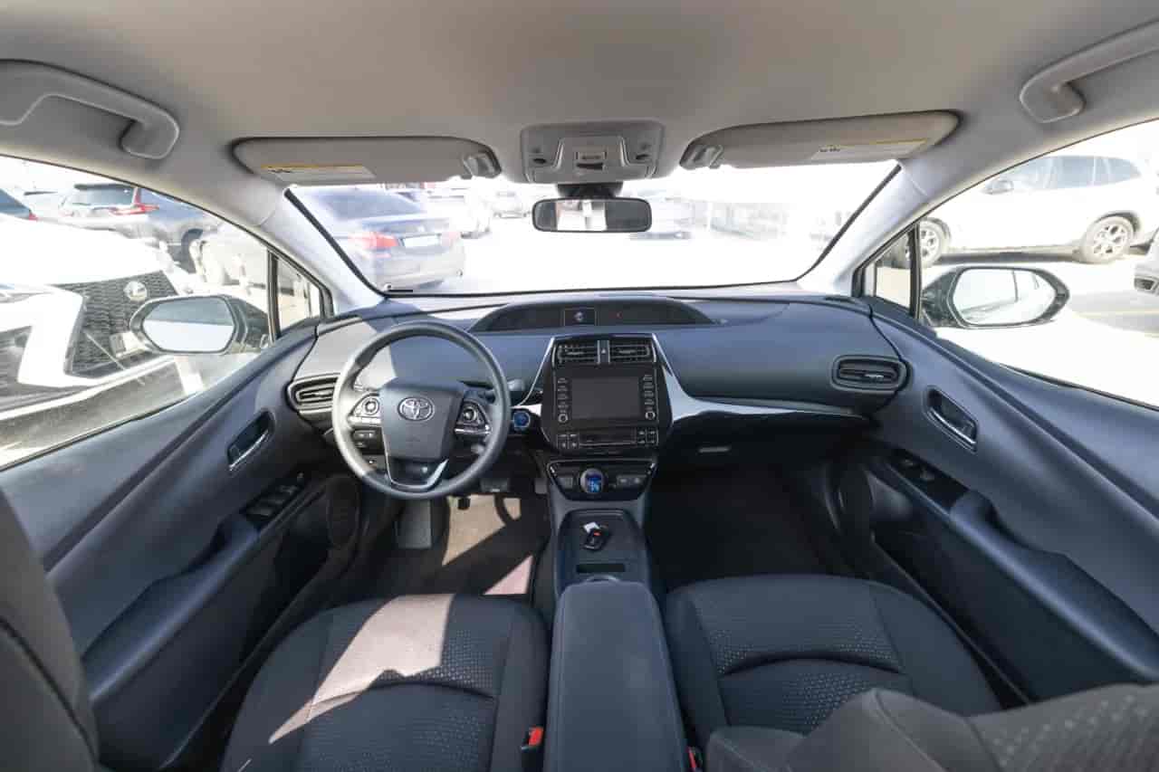 TOYOTA Prius - 10