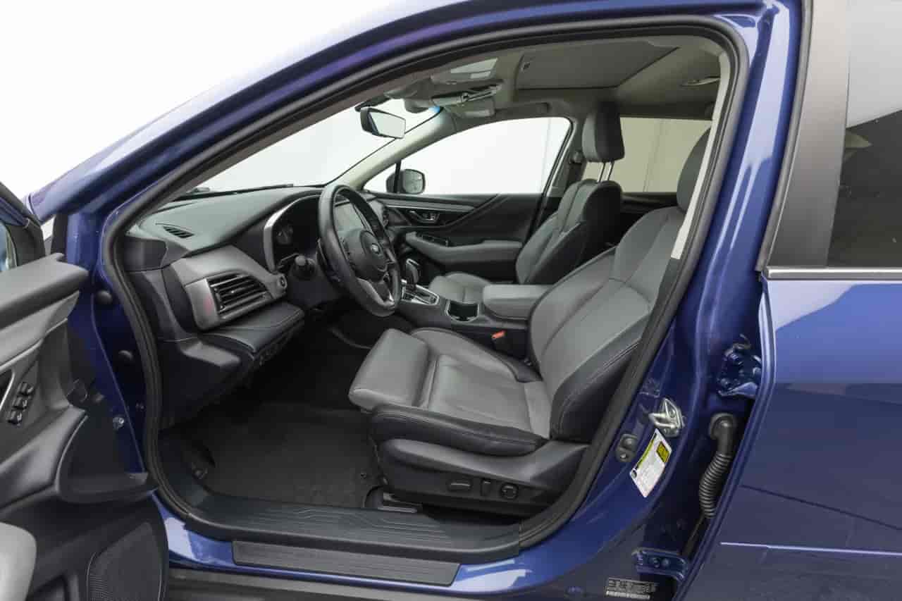 SUBARU Outback - 10