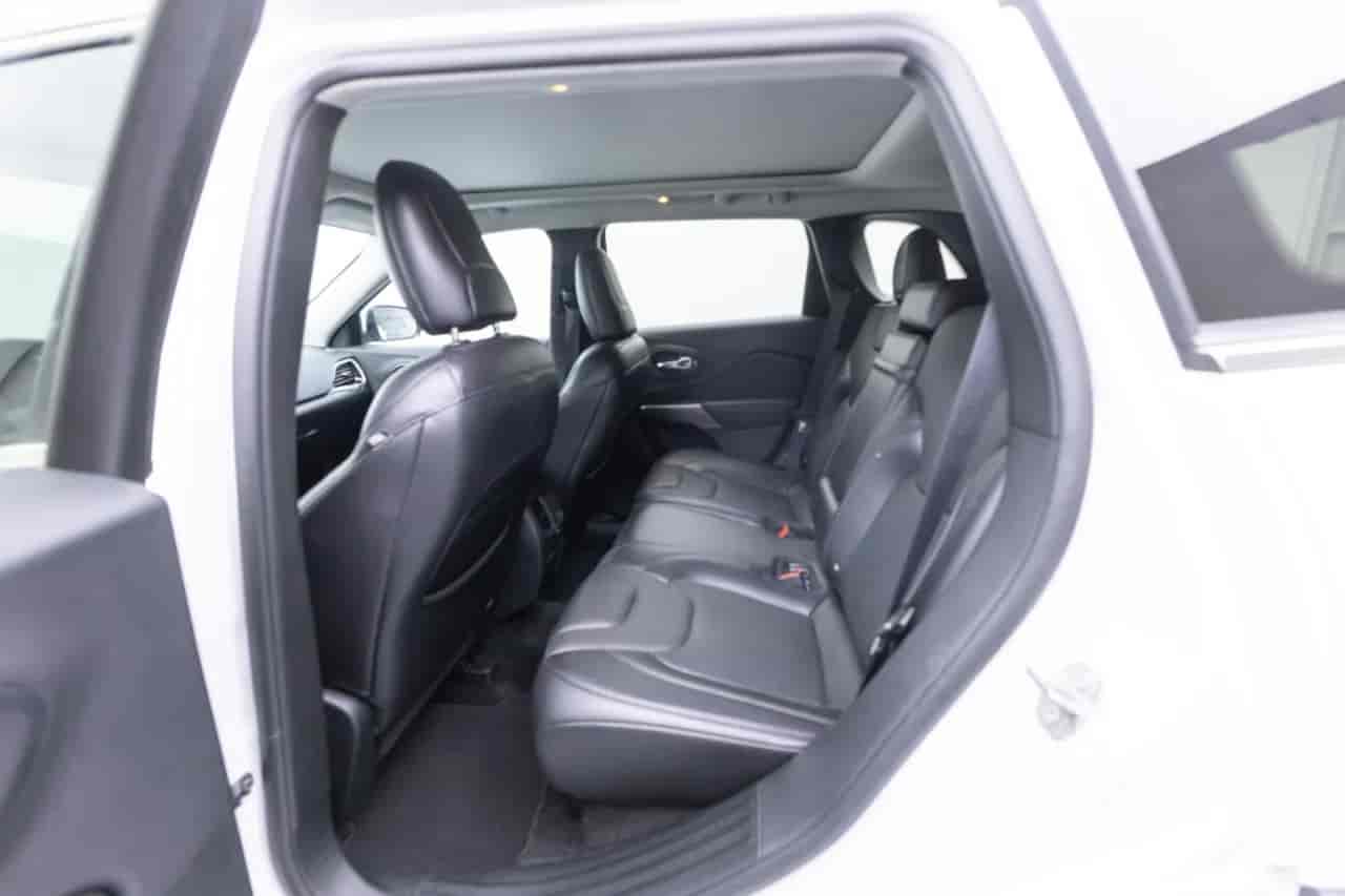 JEEP Cherokee - 8