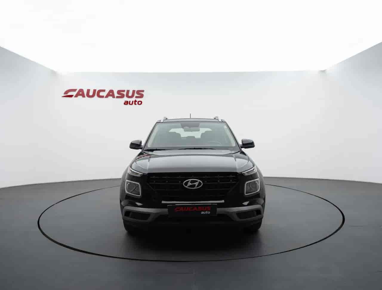 HYUNDAI Venue - 2