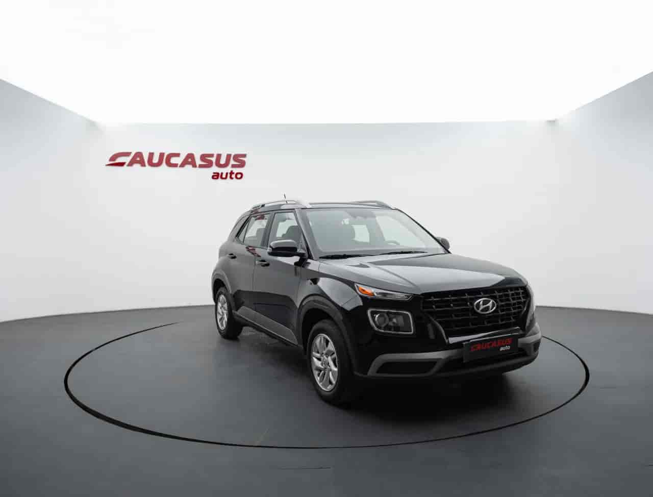 HYUNDAI Venue - 3