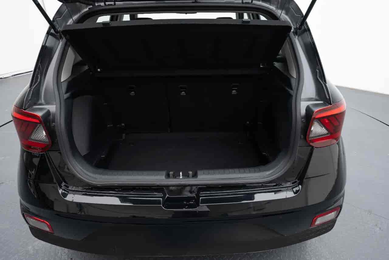 HYUNDAI Venue - 7
