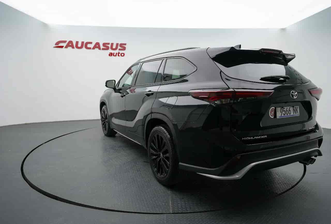 TOYOTA Highlander - 6