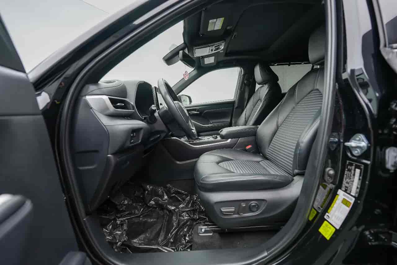 TOYOTA Highlander - 10