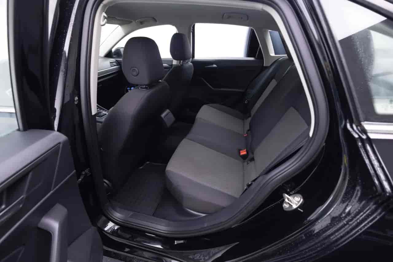 VOLKSWAGEN Jetta - 8