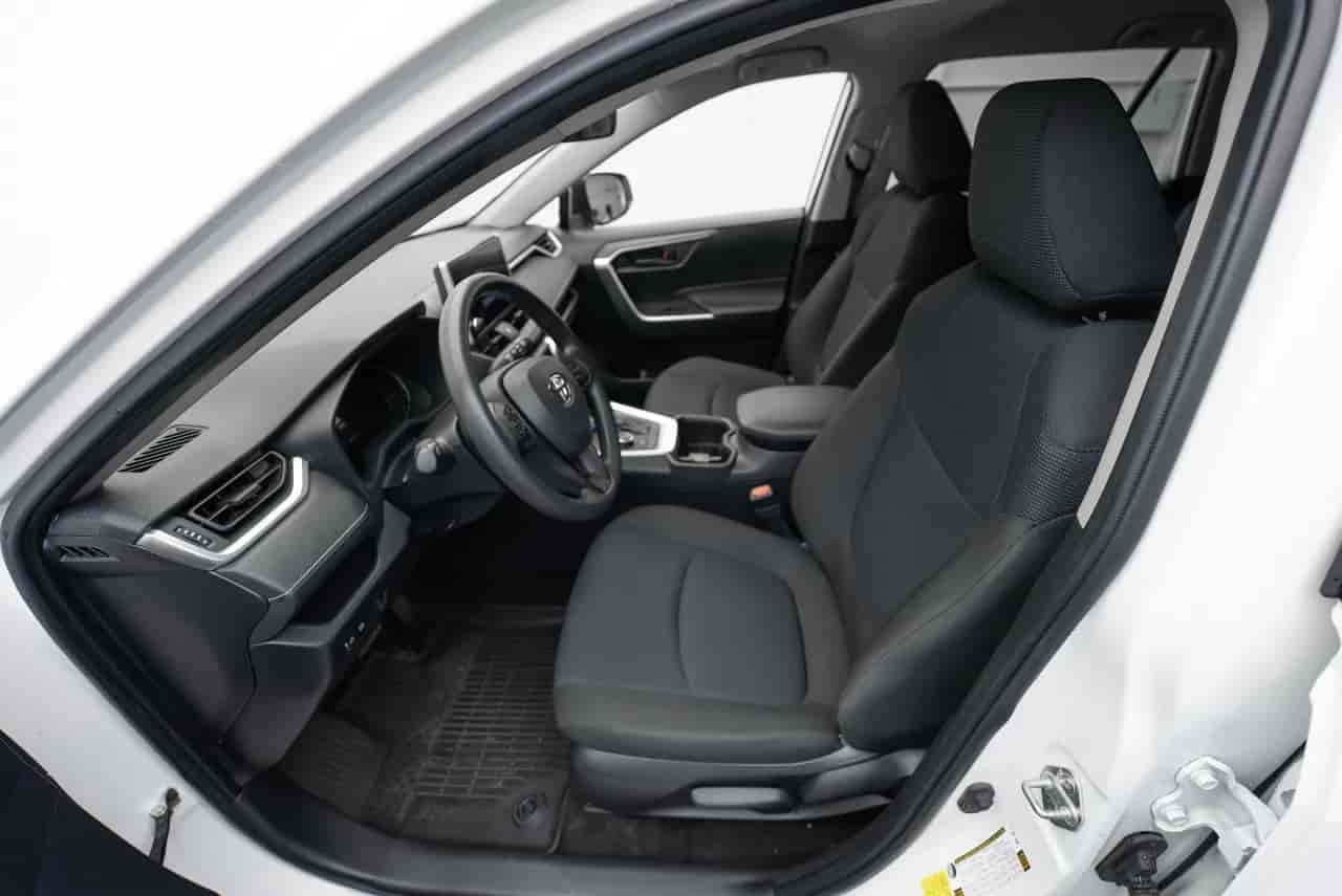 TOYOTA RAV4 - 10
