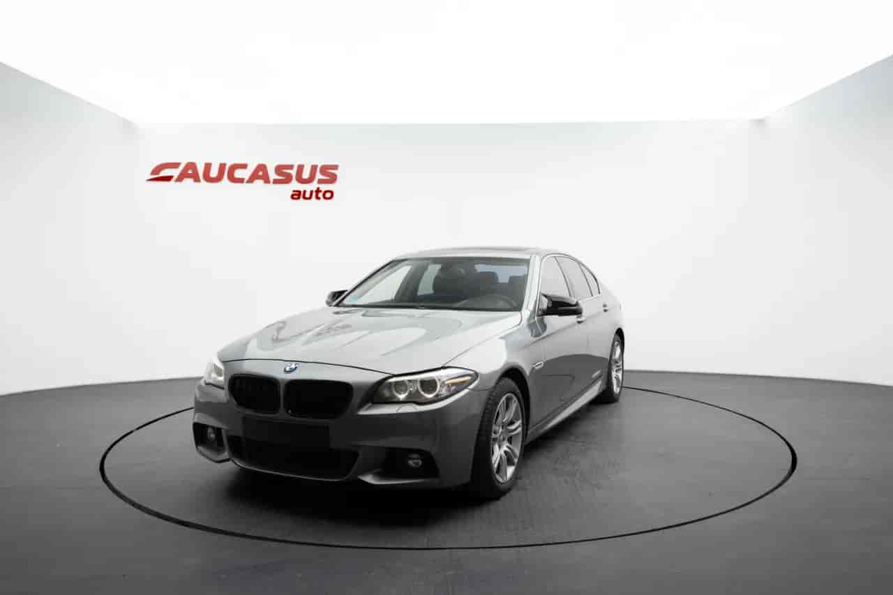 BMW 528i - 1