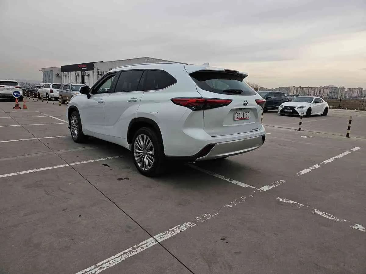 TOYOTA Highlander - 6