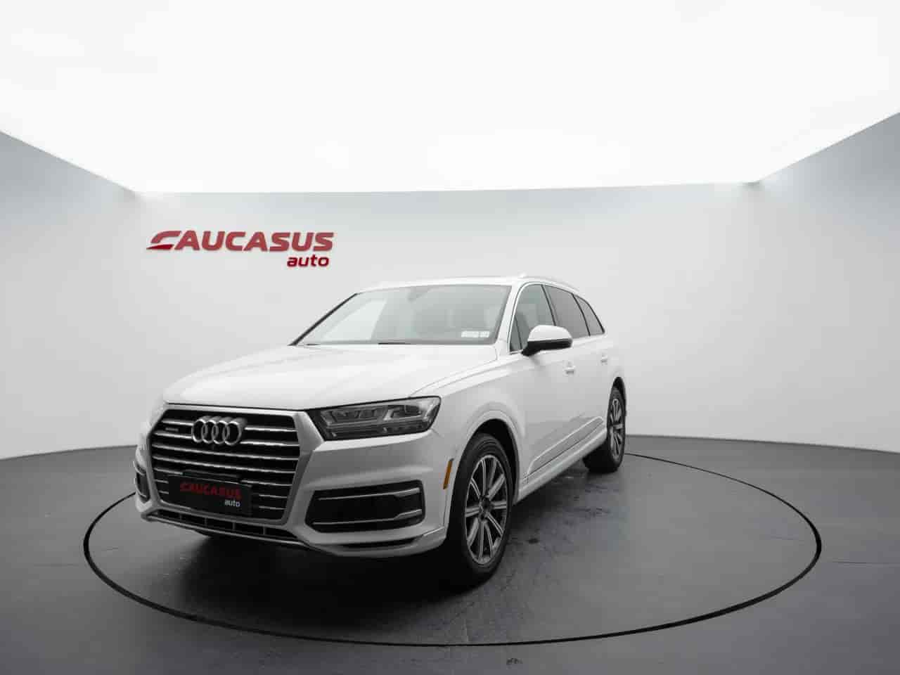 AUDI Q7 - 1