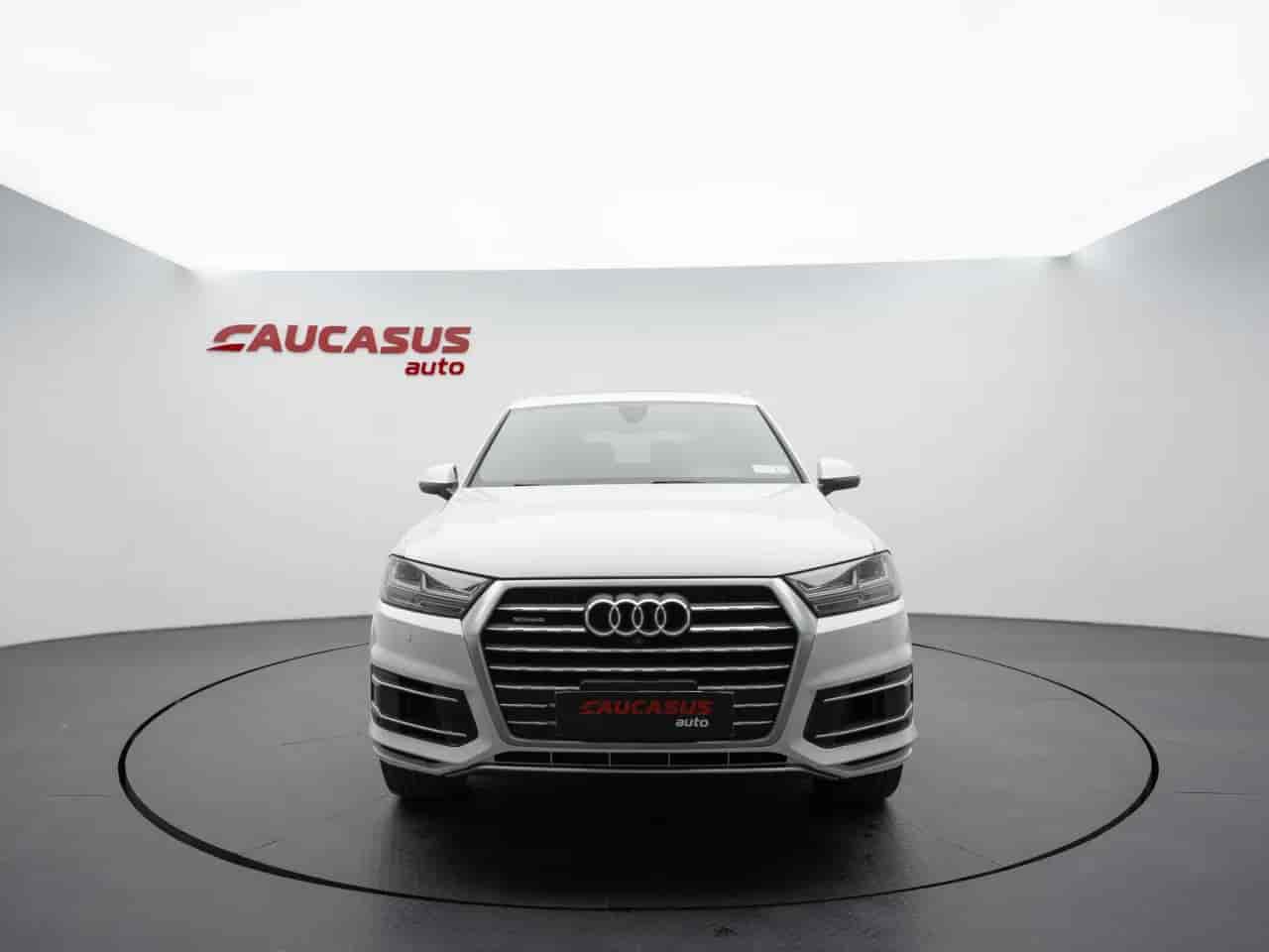 AUDI Q7 - 2