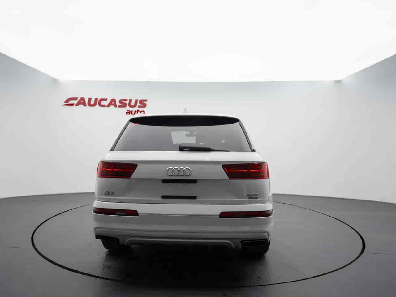 AUDI Q7 - 5