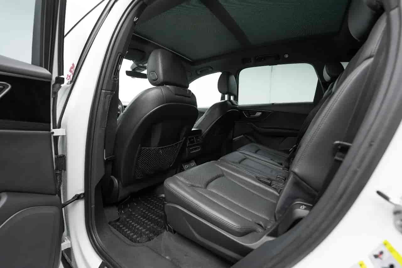 AUDI Q7 - 9