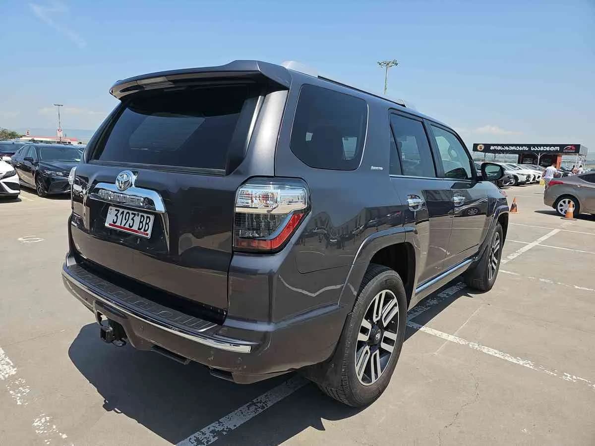 TOYOTA 4-Runner - 4