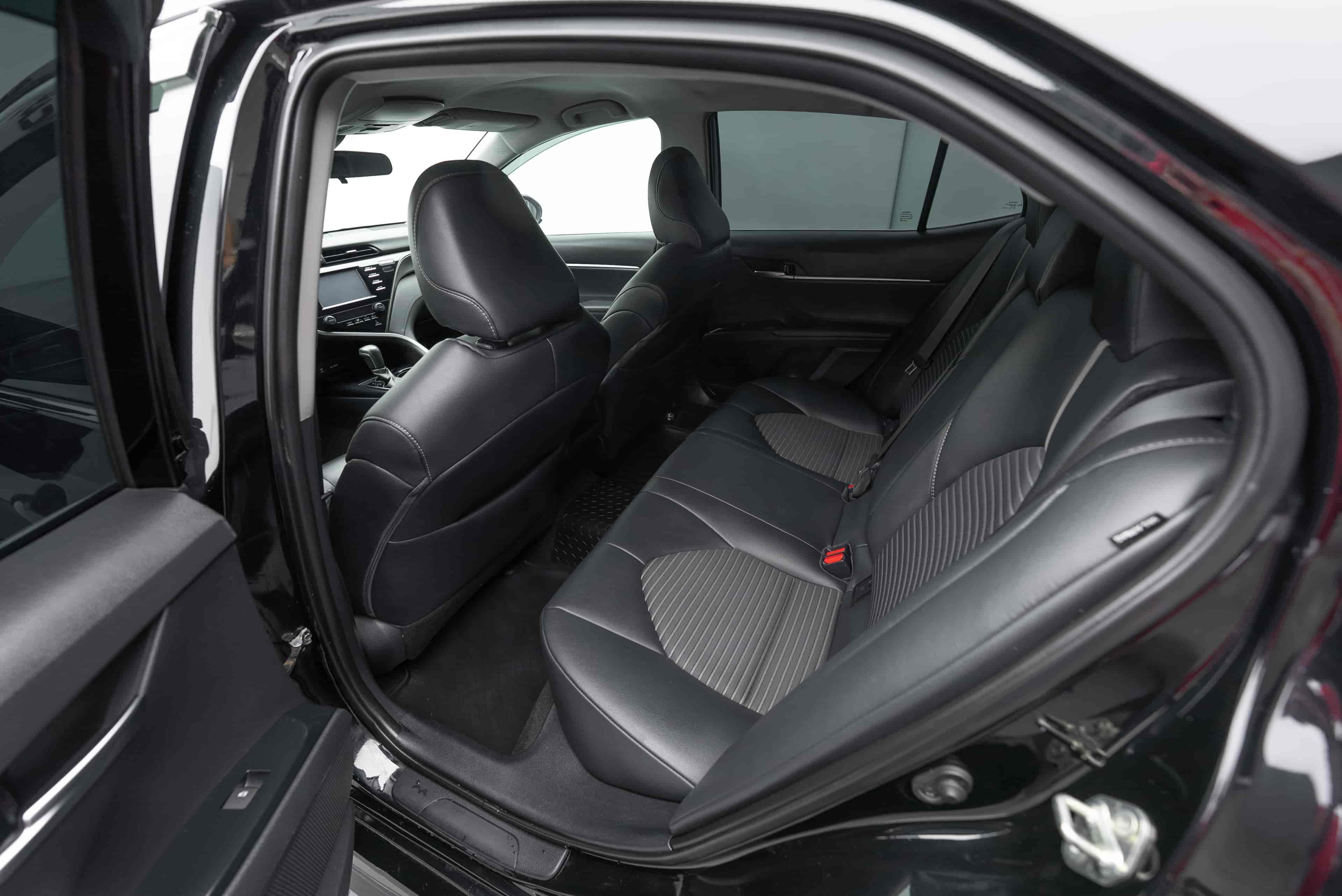 TOYOTA Camry - 8