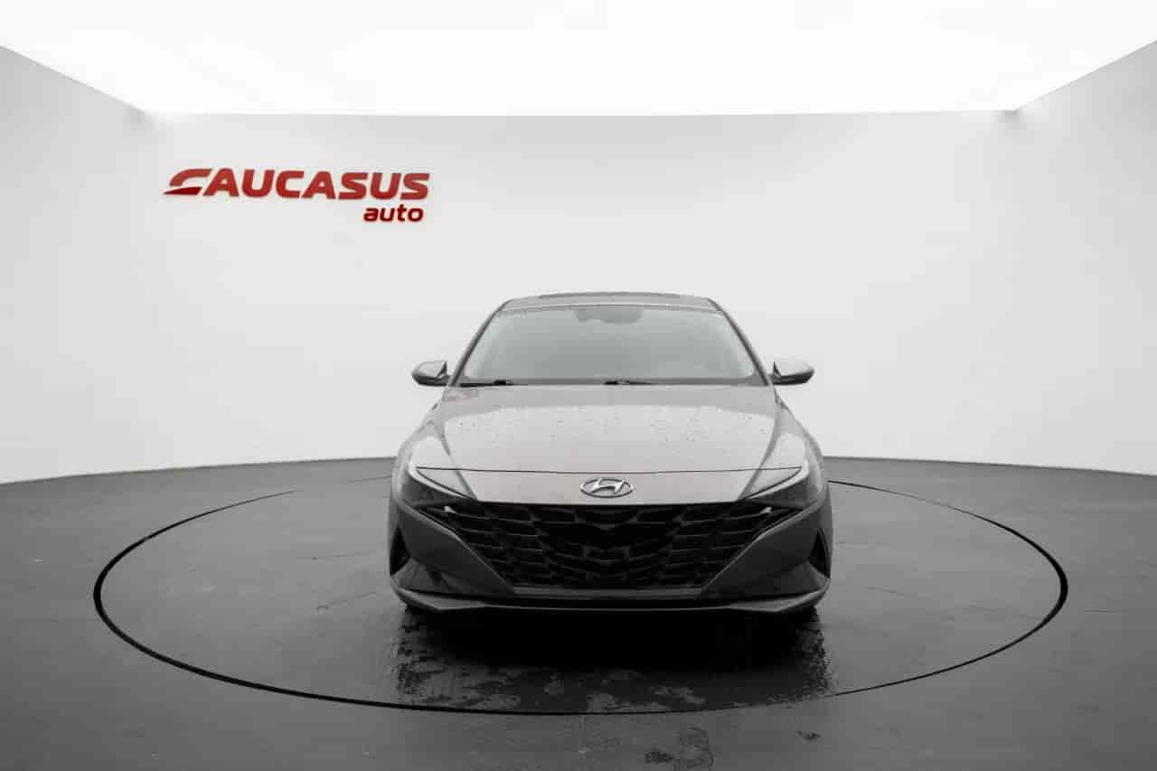 HYUNDAI Elantra - 2
