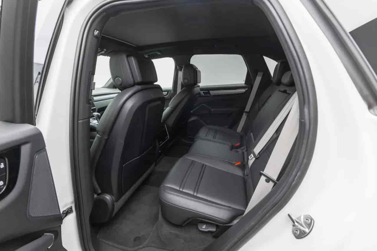 PORSCHE Cayenne - 8