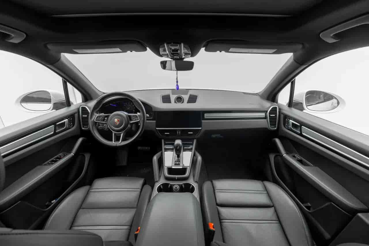 PORSCHE Cayenne - 9
