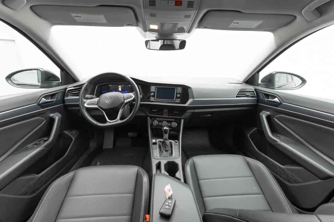 VOLKSWAGEN Jetta - 8