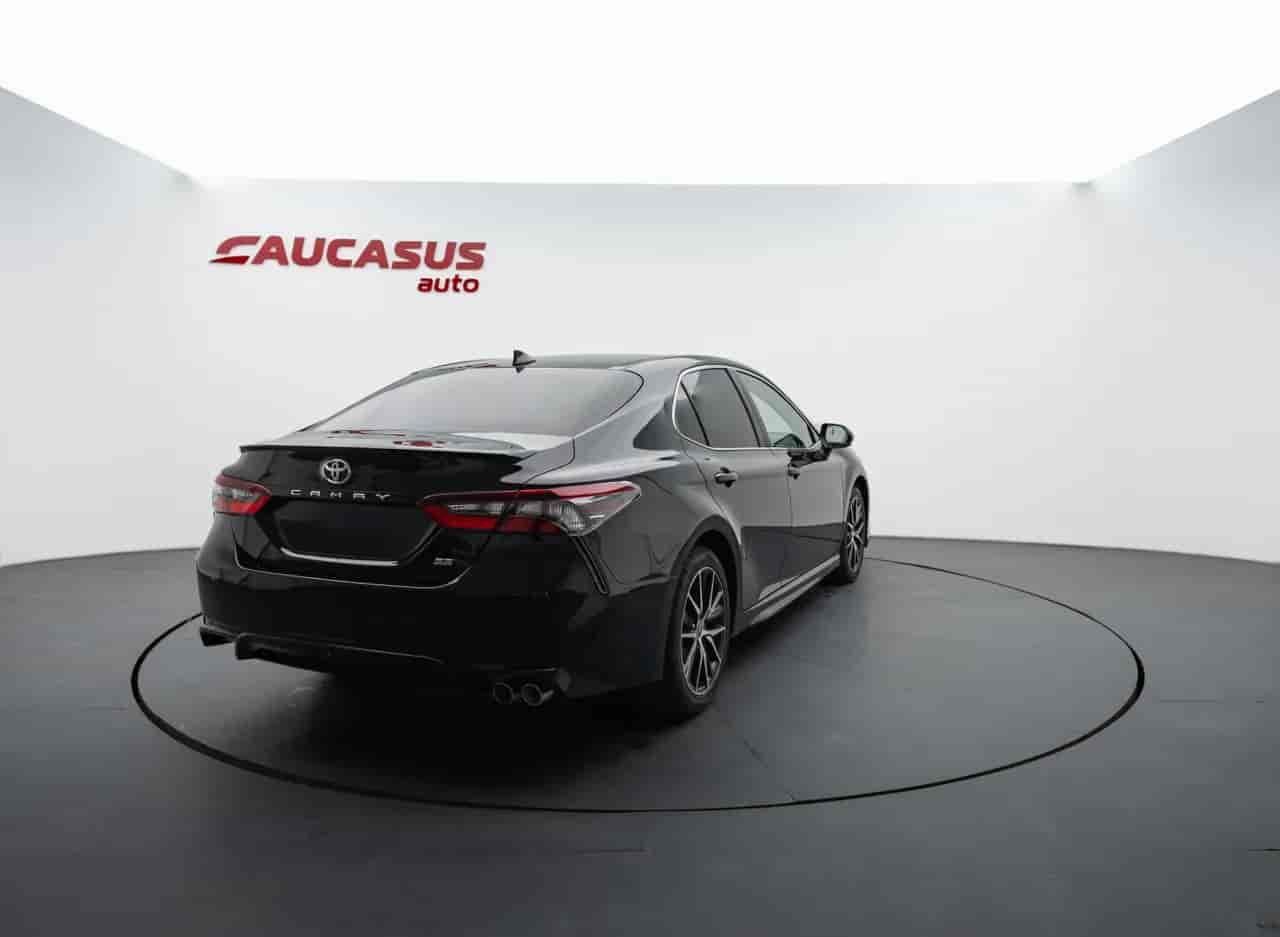 TOYOTA Camry - 4