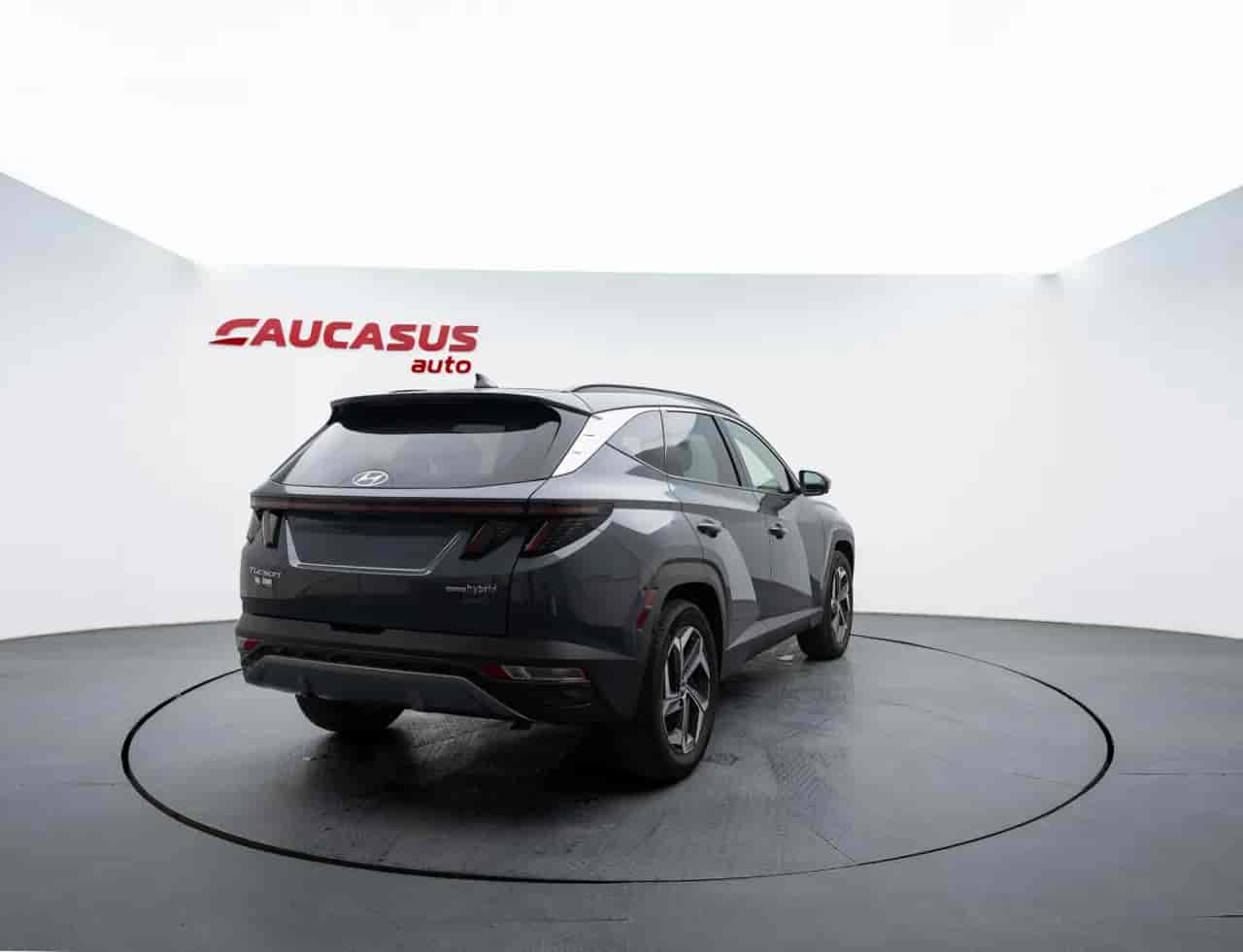 HYUNDAI Tucson - 4