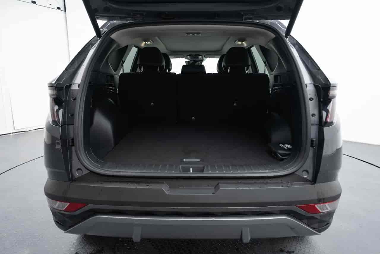 HYUNDAI Tucson - 7