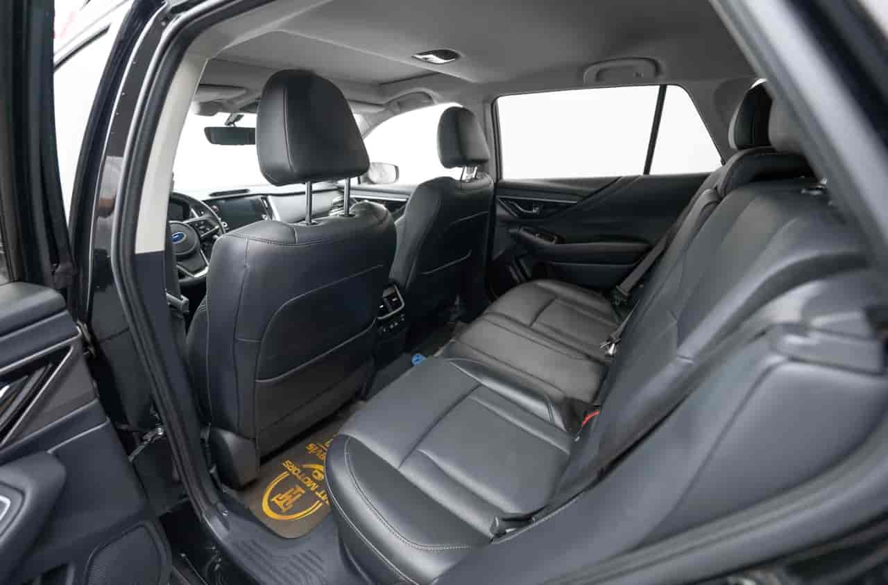 SUBARU Outback - 8