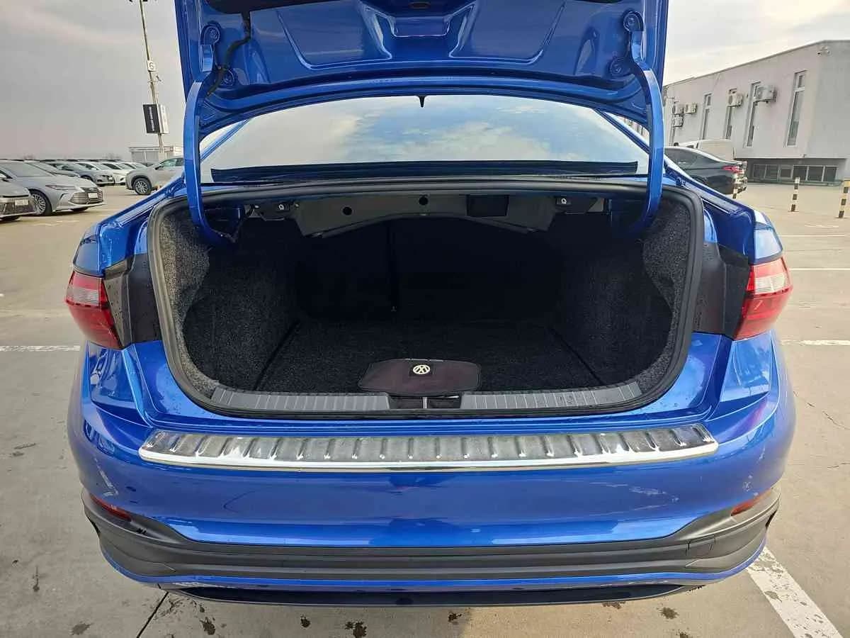 VOLKSWAGEN Jetta - 7