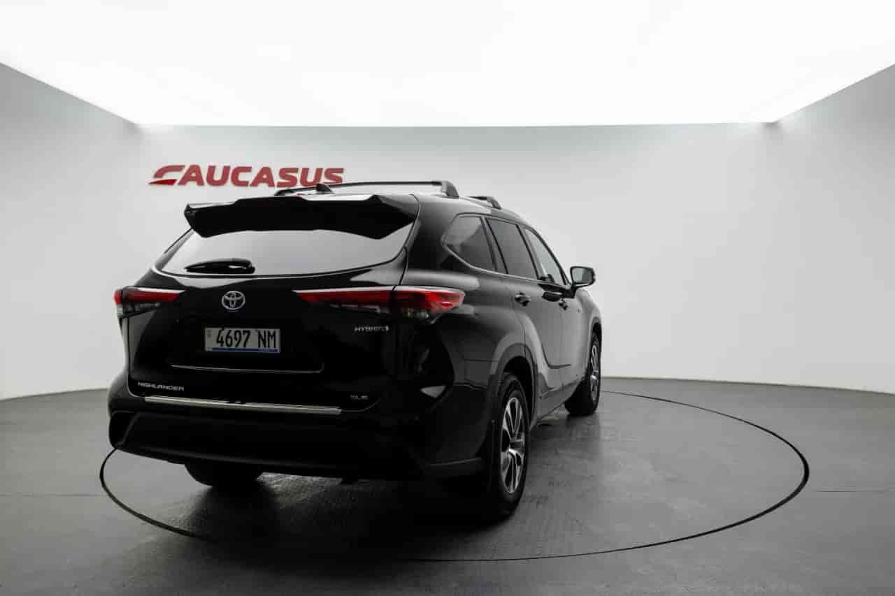 TOYOTA Highlander - 4