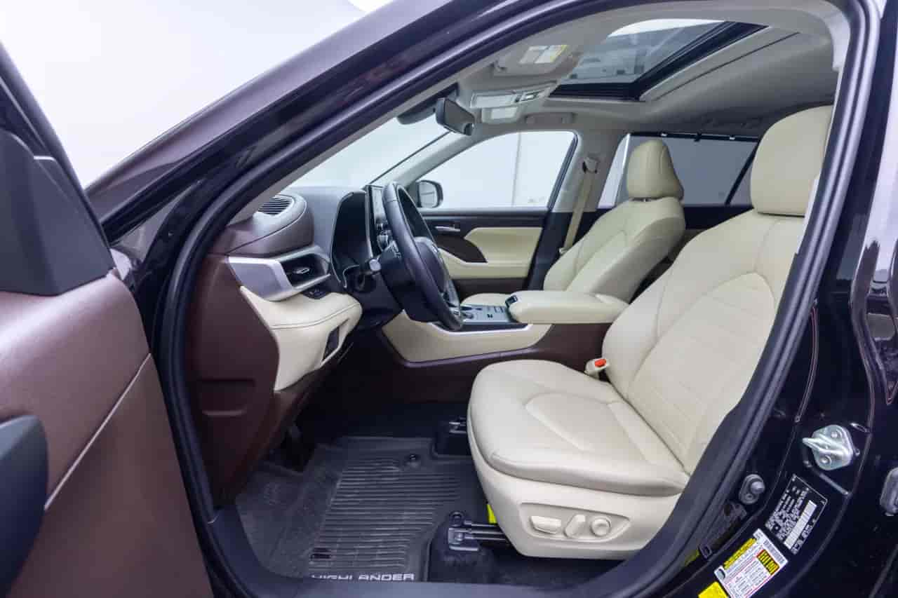 TOYOTA Highlander - 10
