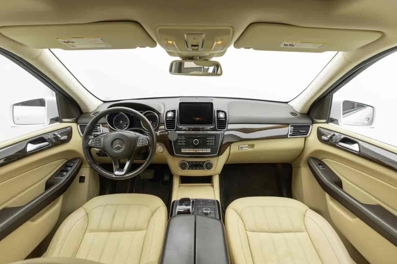 MERCEDES-BENZ GLE 350 - 9