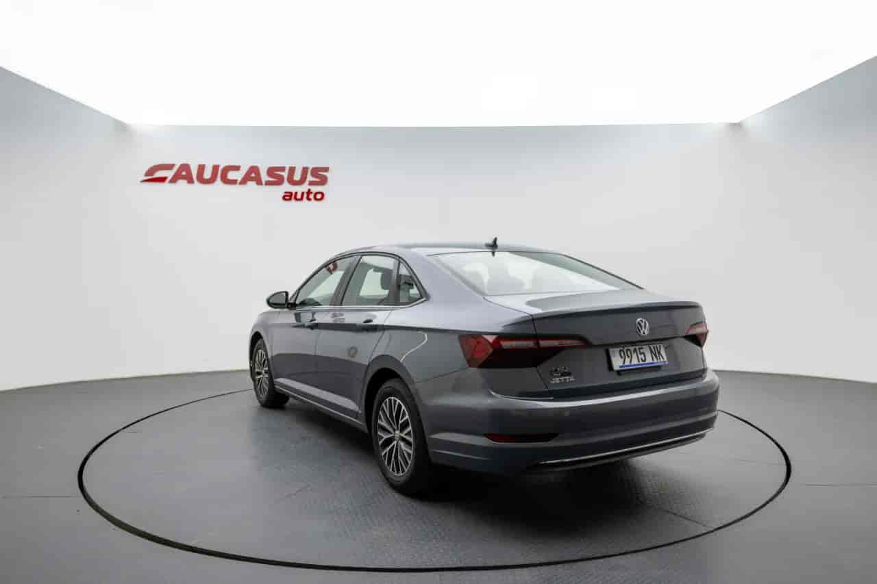 VOLKSWAGEN Jetta - 6