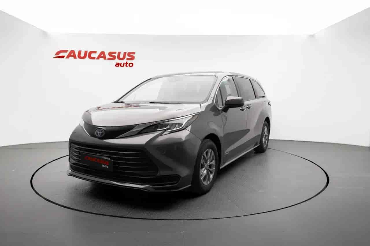 TOYOTA Sienna - 1