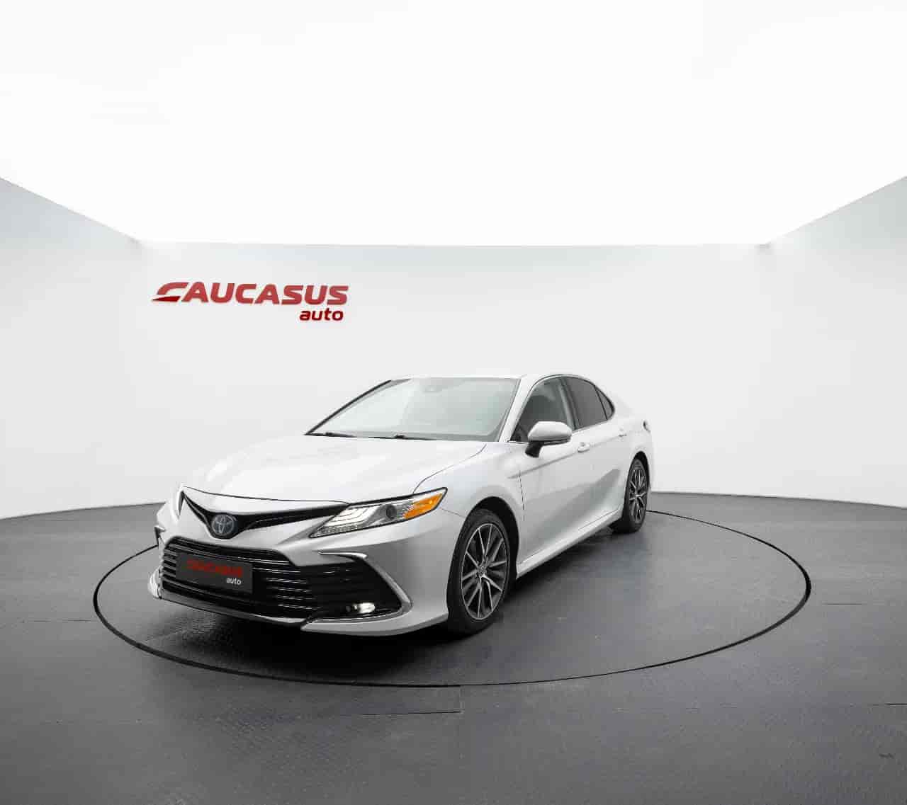 TOYOTA Camry - 1