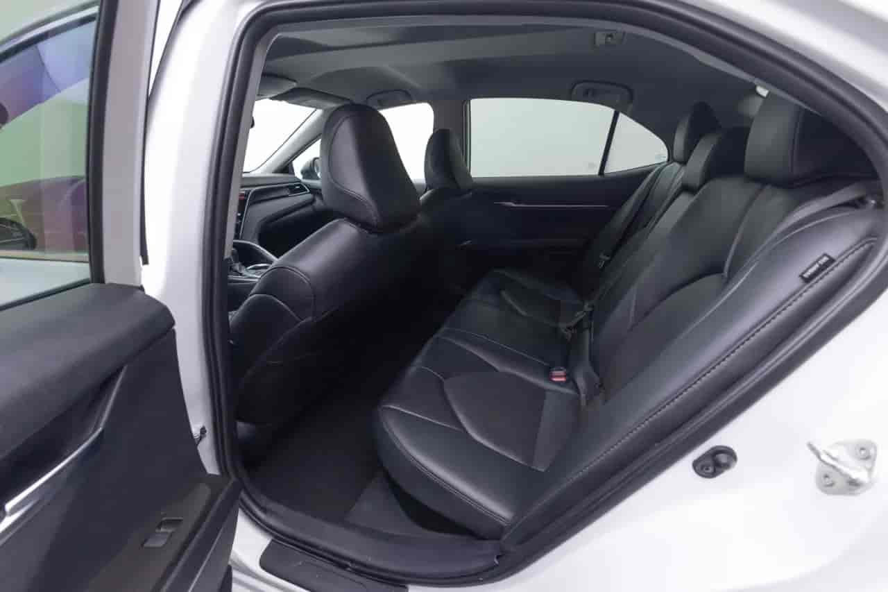 TOYOTA Camry - 8