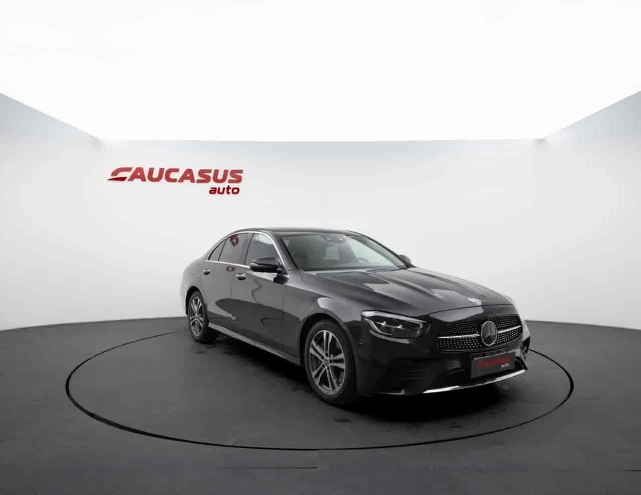 MERCEDES-BENZ E-Class - 3