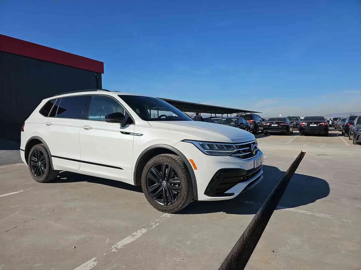 VOLKSWAGEN Tiguan - 3