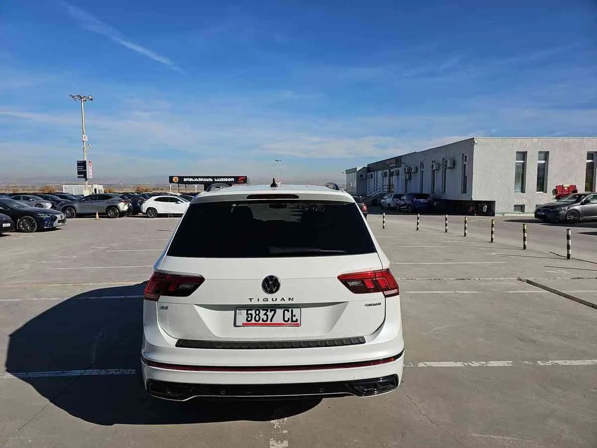 VOLKSWAGEN Tiguan - 5
