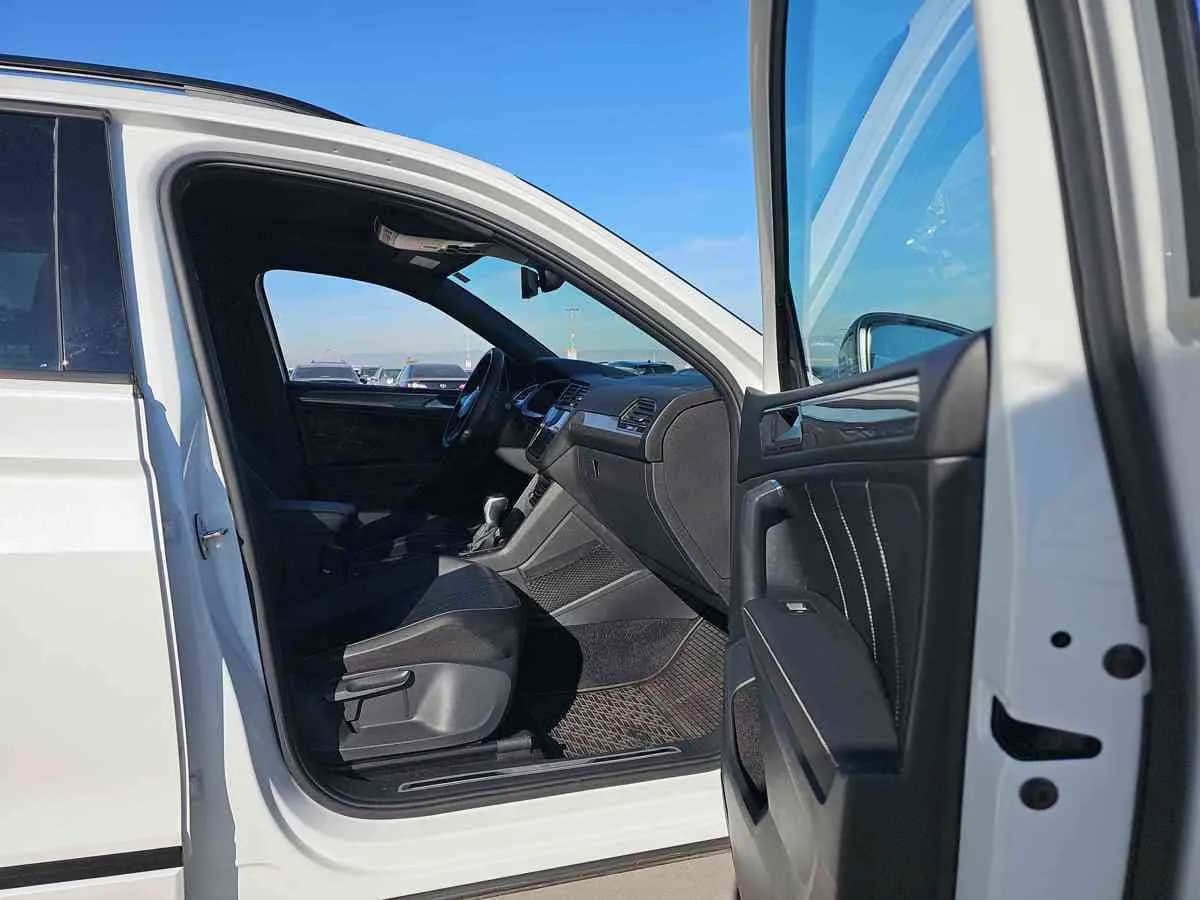 VOLKSWAGEN Tiguan - 7